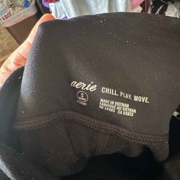 Aerie Black High-Waisted Leggings - Picture 3 of 5